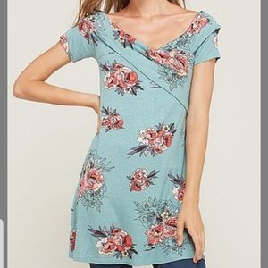 😎Frumos Sage Floral Off Shoulder Top